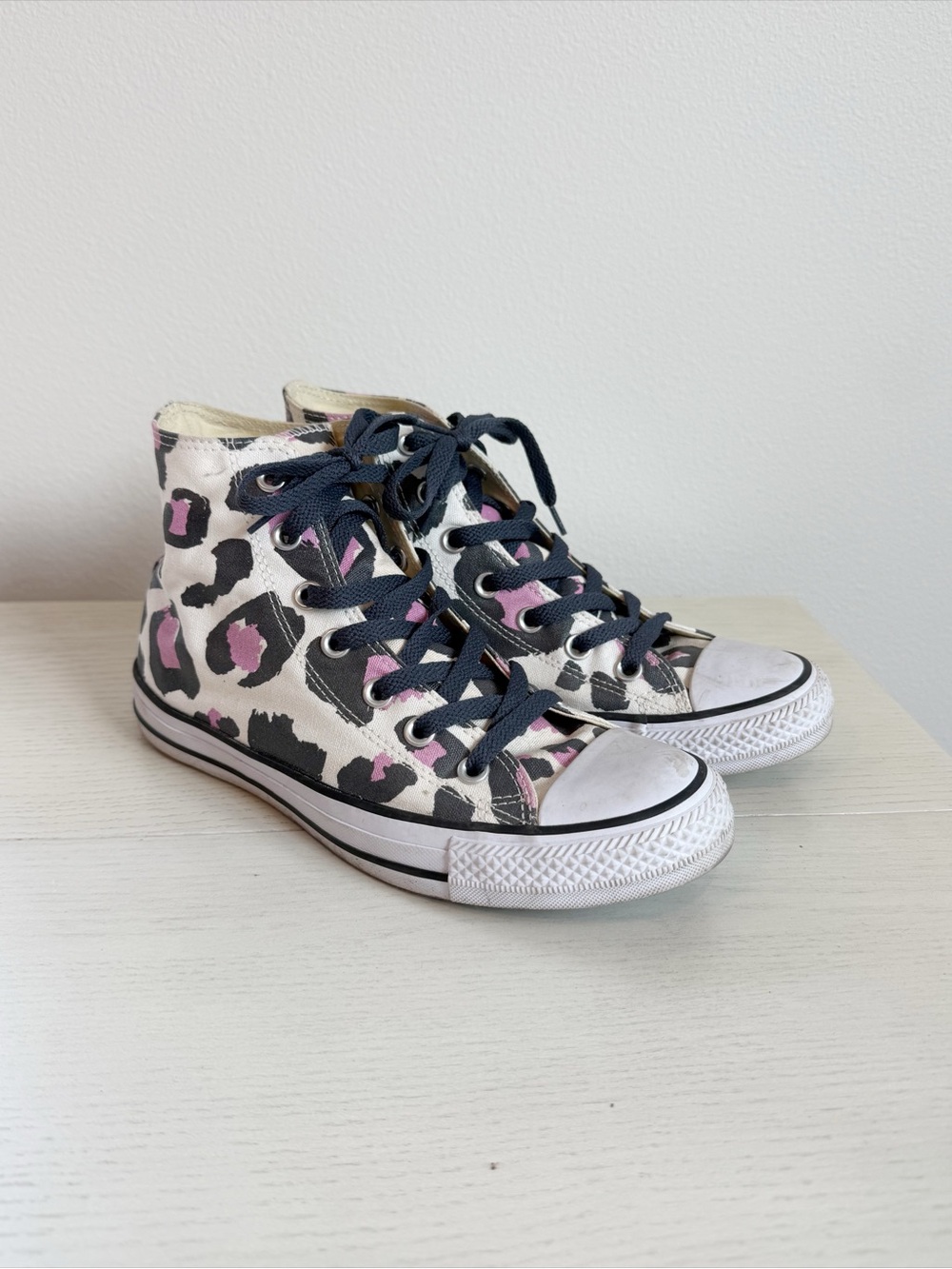 Converse Chuck Taylor All Star Leopard Print High Top Sneakers Women’s 8